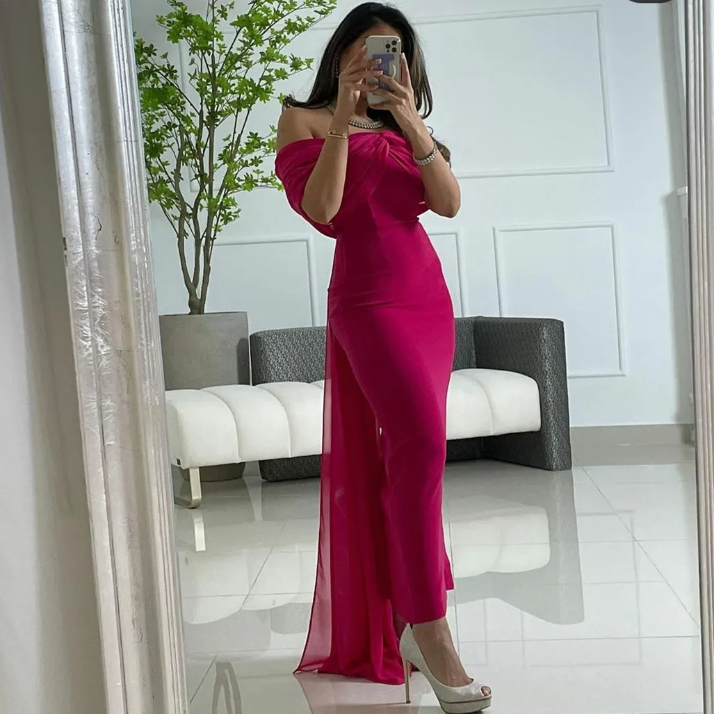 Long Matte Satin Fuchsia Evening Dresses With Slit A-Line Off Shoulder Ankle Length فساتين السهرة Prom Gowns for Women
Long Matte Satin Fuchsia Evening Dresses With Slit A-Line Off Shoulder Ankle Length فساتين السهرة Prom Gowns for Women