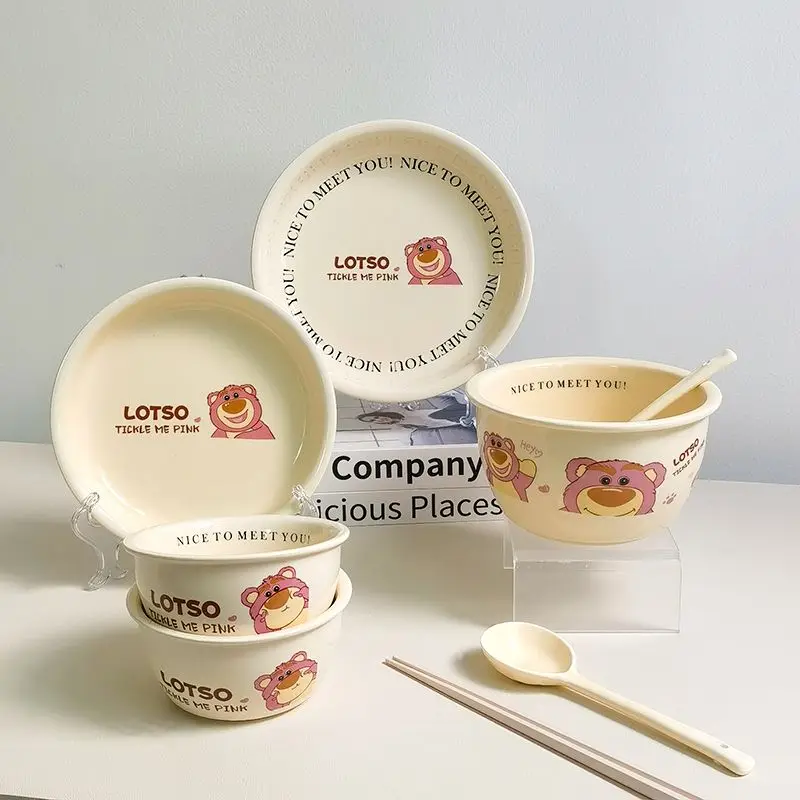 Новая Милая миска Miniso Lotso Милая мультяшная девушка сердце Бытовая Высокая емкость керамическая посуда для студенческого общежития миска ложка подарок
Новая Милая миска Miniso Lotso Милая мультяшная девушка сердце Бытовая Высокая емкость керамическая посуда для студенческого общежития миска ложка подарок