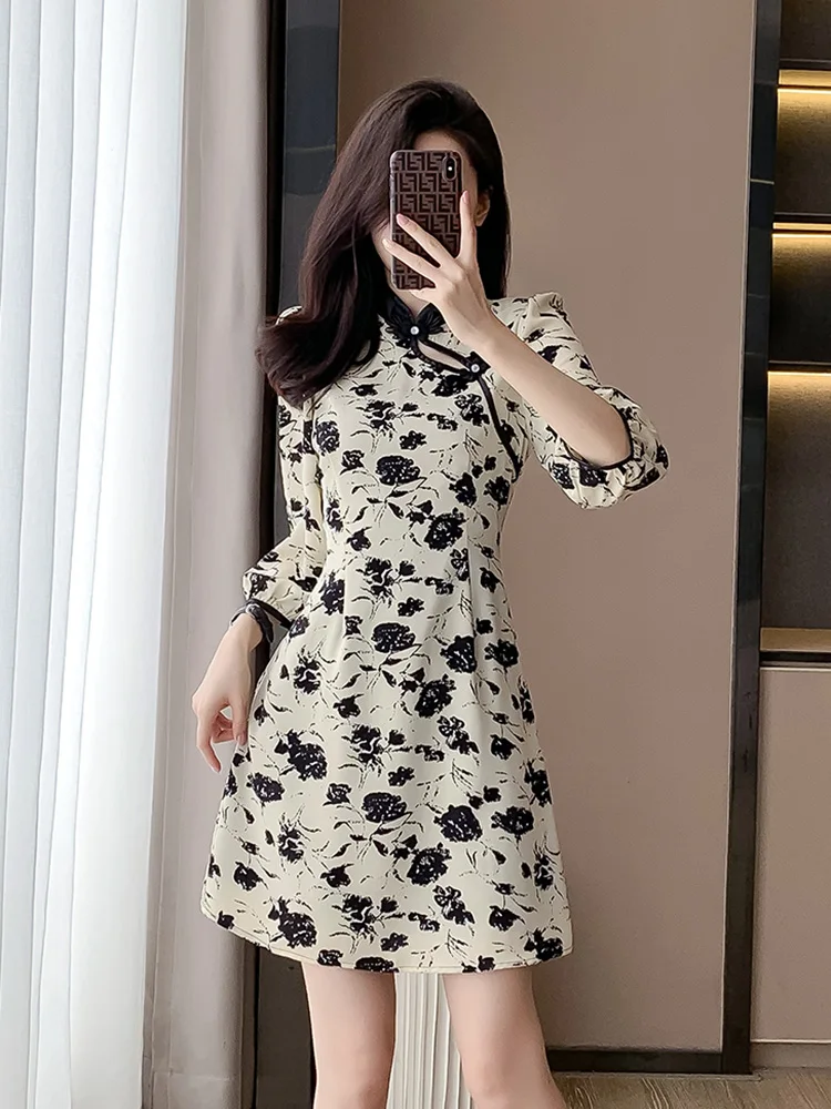 New Chinese Style Chinese Style Improved Qipao Dress Women's Early Autumn 2023 New Style Slim Fragmented Chiffon Skirt
New Chinese Style Chinese Style Improved Qipao Dress Women's Early Autumn 2023 New Style Slim Fragmented Chiffon Skirt