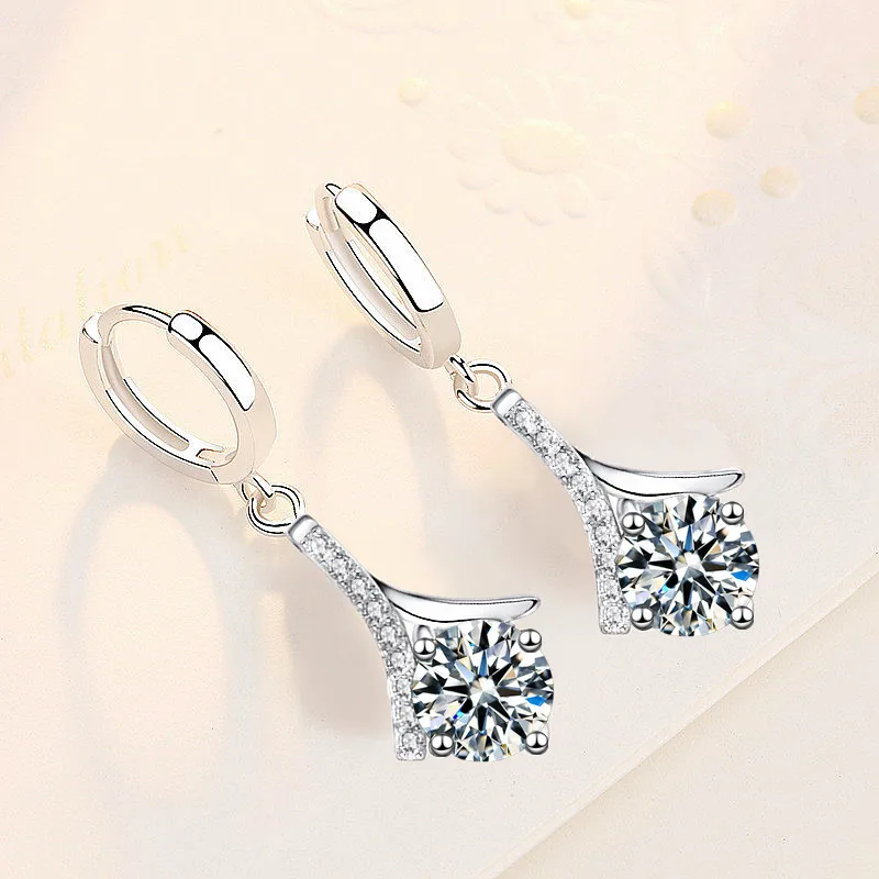 Wholesale S925 Sterling Silver Trendy Women's Fashion Jewelry High Quality Simple Water Drop Blue Pink Crystal Zircon Earrings
Wholesale S925 Sterling Silver Trendy Women's Fashion Jewelry High Quality Simple Water Drop Blue Pink Crystal Zircon Earrings