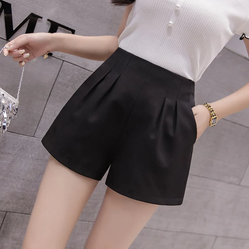 High Waist Chiffon Shorts For Women 2022 Summer Black Pockets Loose Shorts Female Casual Black Wide Leg Pants White Button D3796
High Waist Chiffon Shorts For Women 2022 Summer Black Pockets Loose Shorts Female Casual Black Wide Leg Pants White Button D3796