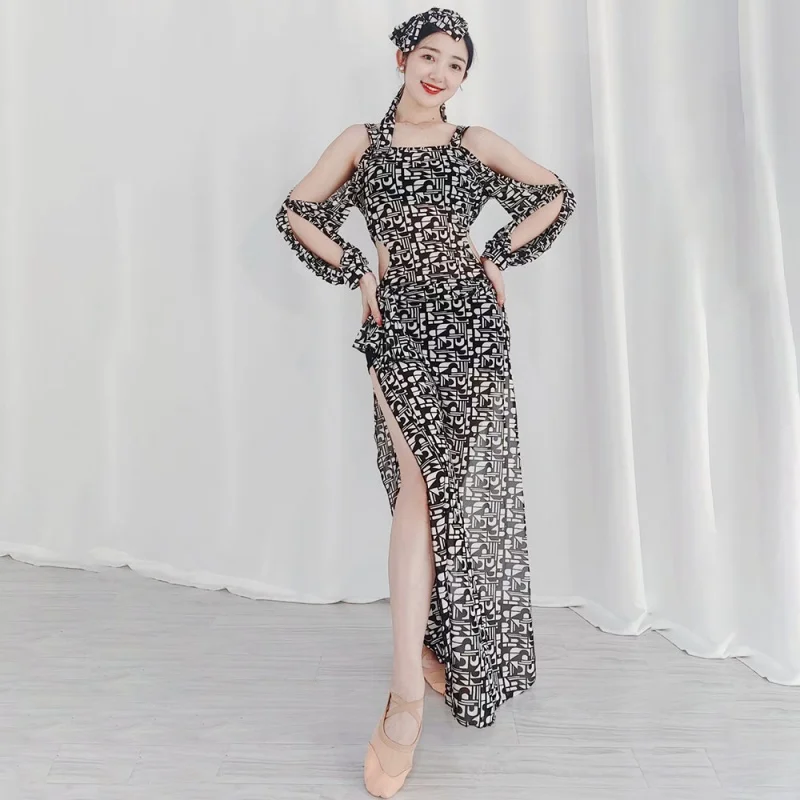 Oriental Belly Sance Printed Robe Women Belly Dance kungfu Performance Dress 4 piece Belly Dance Practice Dress Women
Oriental Belly Sance Printed Robe Women Belly Dance kungfu Performance Dress 4 piece Belly Dance Practice Dress Women