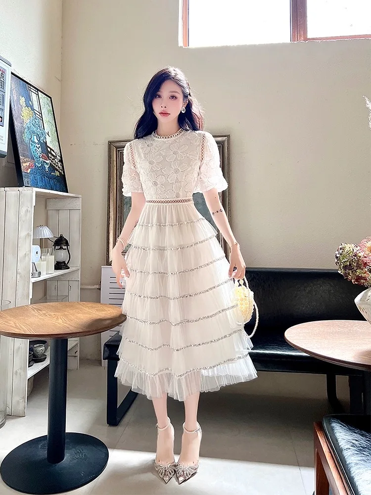 

Ladies Runway Lace 3D Flower Splicing Sequin Cake Dress 2024 Summer Women Hollow Out Beading Short Sleeve Party Long Dress G240