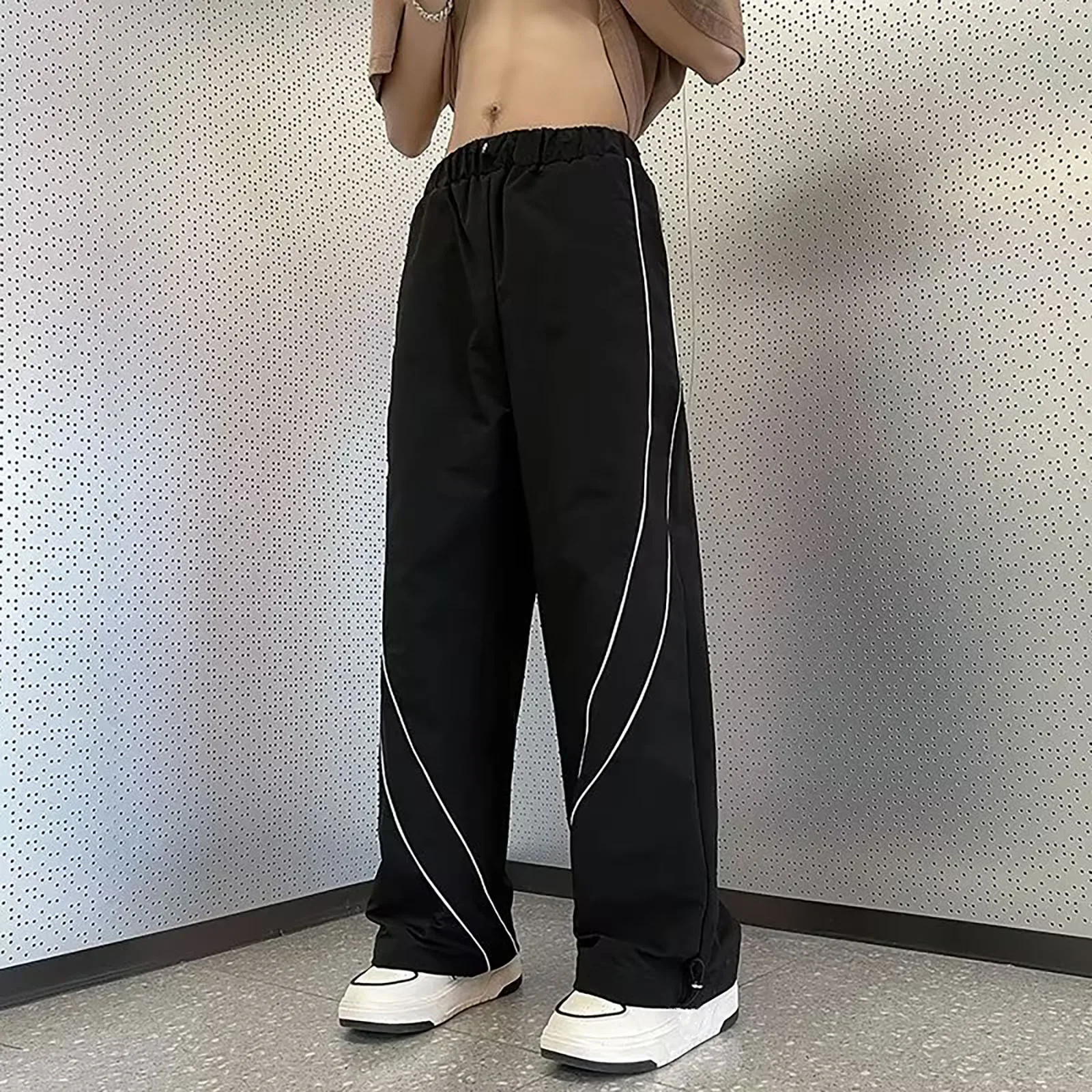 Y2k Men Streetwear Chic Cargo Korean Harajuku Casual Sweatpants Pants For Women Sweatpants Wide Leg Joggers Trousers Clothes
Y2k Men Streetwear Chic Cargo Korean Harajuku Casual Sweatpants Pants For Women Sweatpants Wide Leg Joggers Trousers Clothes