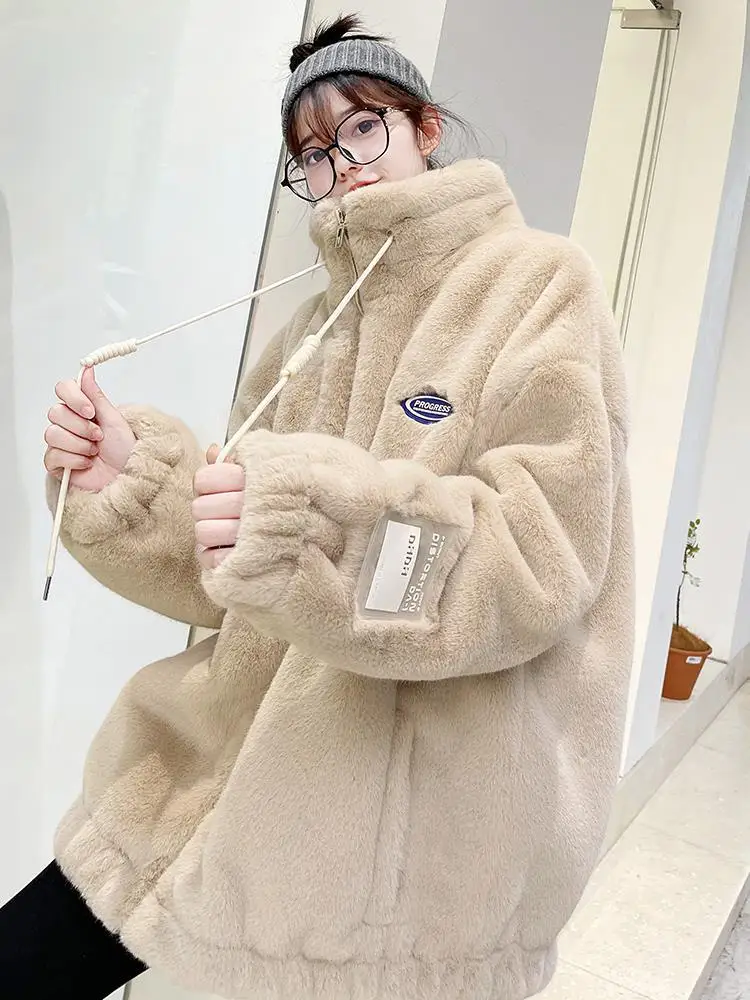 

2023 New Young Imitation Reed Rabbit Fur Medium Length Thickened Mink Coat Lamb Plush Jacket Women's Winter