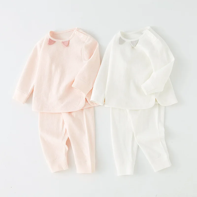 Baby underwear set cotton boneless newborn boy shoulder buckle split body girl high waist belly protection clothes
Baby underwear set cotton boneless newborn boy shoulder buckle split body girl high waist belly protection clothes