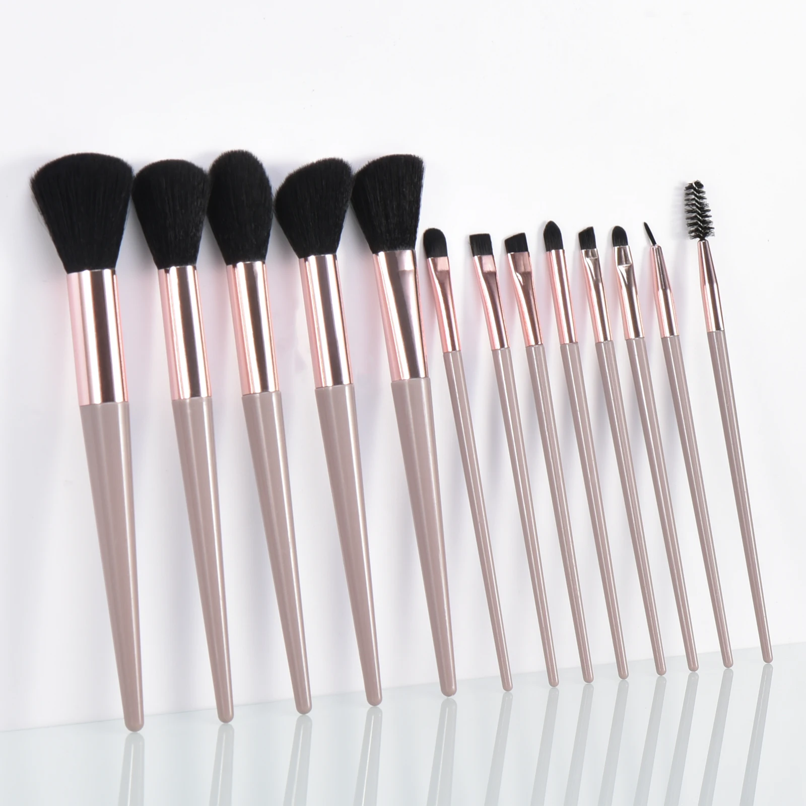 

KOSMETYKI 13 Pcs Makeup Brushes Set Eye Shadow Foundation Women Cosmetic Powder Blush Blending Beauty Make Up beauty Tool