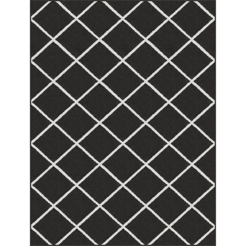 

Mainstays Diamond Area Rug, Black, 5' x 7'