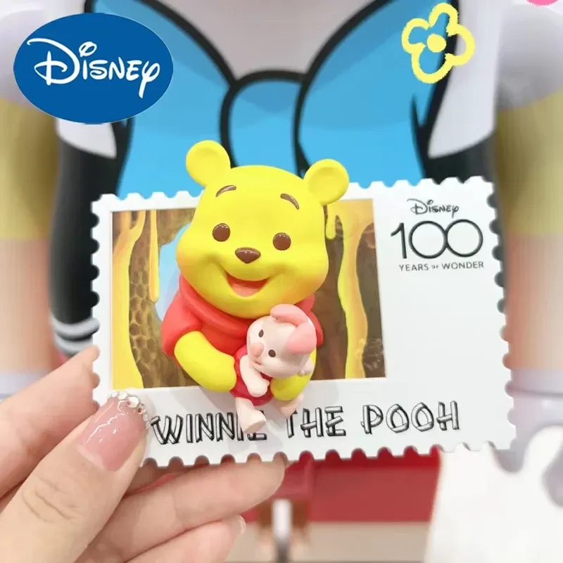 Фигурка со штампом в стиле ретро Disney на 100 юбилей, Микки Маус, Стич, пух, наклейка на холодильник, модель куклы, семейный подарок на Рождество
Фигурка со штампом в стиле ретро Disney на 100 юбилей, Микки Маус, Стич, пух, наклейка на холодильник, модель куклы, семейный подарок на Рождество