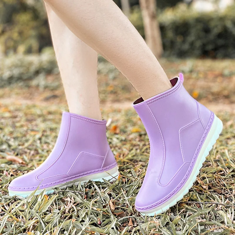 New Rainy Weather PVC Non-Slip Women's Short Boots Rain Boots 2023 Women's Ankle Shoes Waterproof Rain Rubber Shoes Solid Color
New Rainy Weather PVC Non-Slip Women's Short Boots Rain Boots 2023 Women's Ankle Shoes Waterproof Rain Rubber Shoes Solid Color