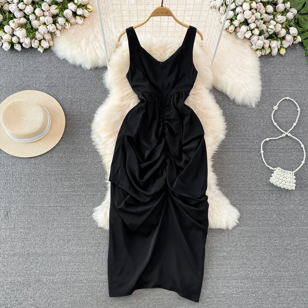 Korean Version of Light Mature Air Quality Sleeveless V-neck Fold Waist Slimming Solid Color Mid-length Dress
Korean Version of Light Mature Air Quality Sleeveless V-neck Fold Waist Slimming Solid Color Mid-length Dress