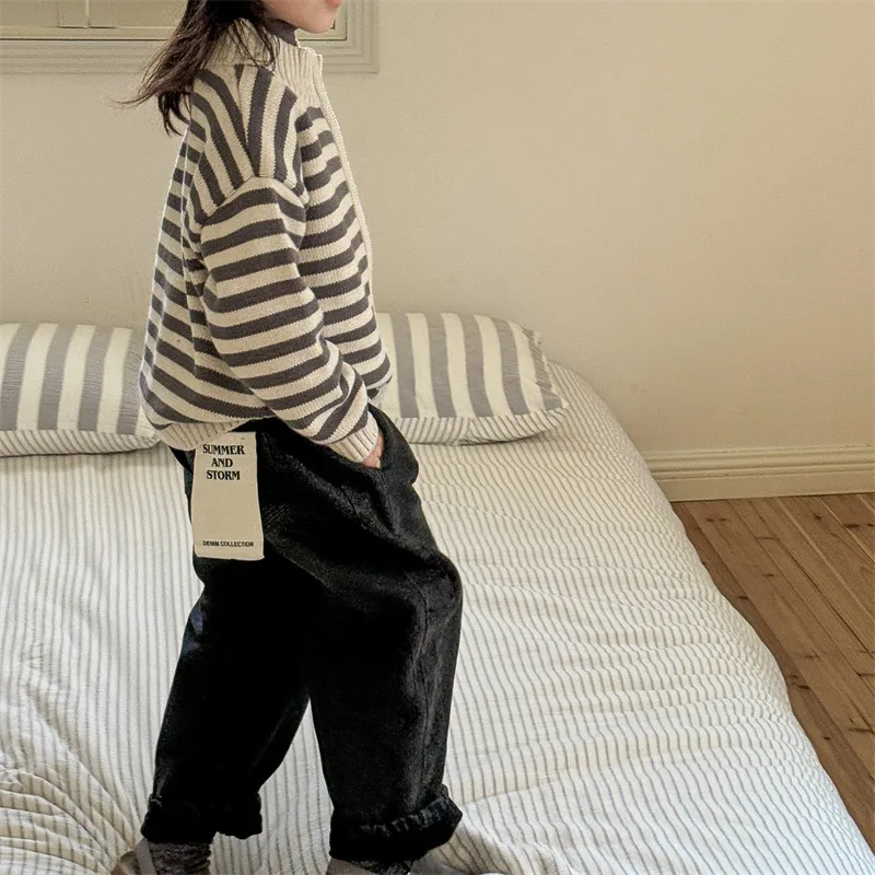 2025 Winter New Children Plus Velvet Thick Jeans Letter Print Girls Trousers Baby Boy Fleece Denim Pants Kids Warm Pants 19 S597f62a6eecd4279b646f9911f4c7cc2K