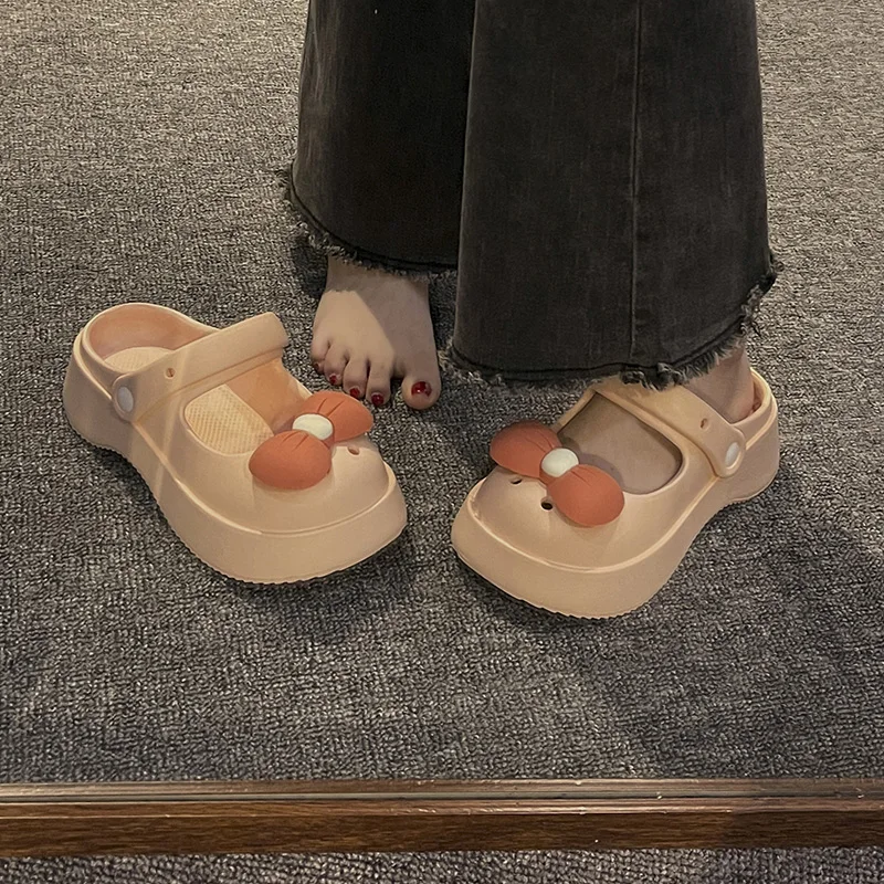 Туфли женские на плоской подошве, шлепанцы, летняя обувь с узлом-бабочкой, шикарная дизайнерская пляжная обувь на низкой платформе
Туфли женские на плоской подошве, шлепанцы, летняя обувь с узлом-бабочкой, шикарная дизайнерская пляжная обувь на низкой платформе