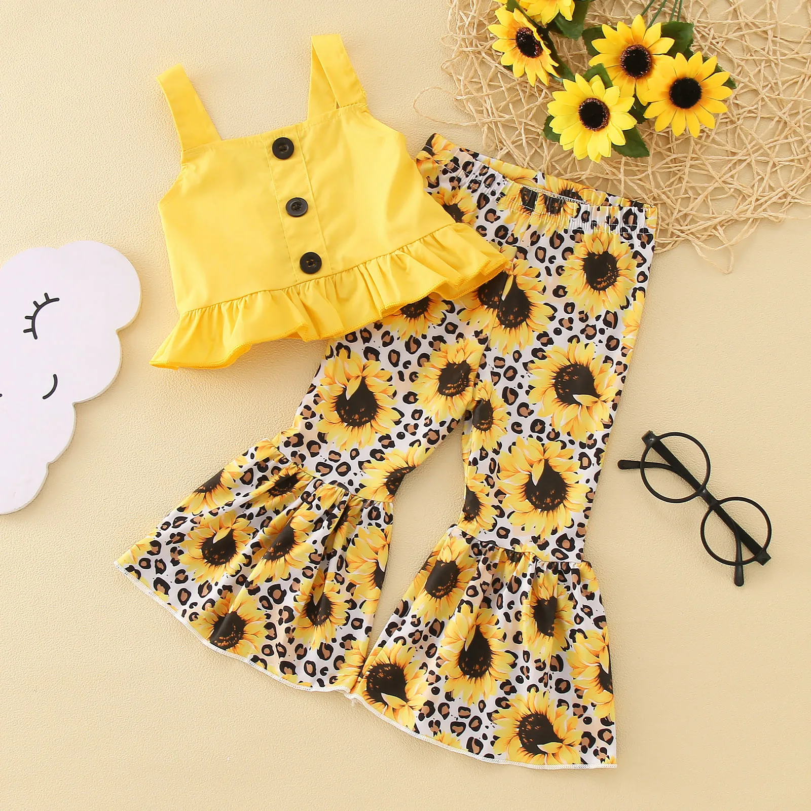 Toddler Kids Baby Girls Clothes Summer Sleeveless Outfits Strap Button Vest Tops+Sunflower Leopard Print Flare Pants 1 2 3 4Y
Toddler Kids Baby Girls Clothes Summer Sleeveless Outfits Strap Button Vest Tops+Sunflower Leopard Print Flare Pants 1 2 3 4Y