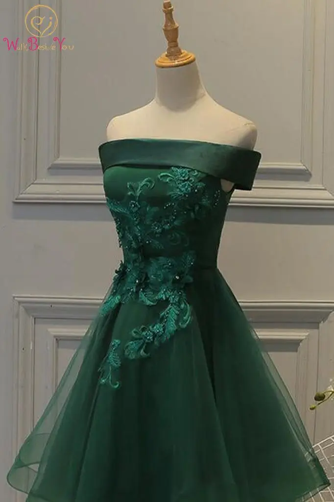 Hunter Green Prom Dresses 2022 Short Mini Off Shoulder Lace Applique Floral Beaded Party Formal Graduation Evening Gowns
Hunter Green Prom Dresses 2022 Short Mini Off Shoulder Lace Applique Floral Beaded Party Formal Graduation Evening Gowns