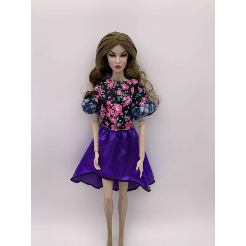 Новые стили кукольная одежда платье юбки футболки аксессуары для кукол BB fr 1:6 BBIA25
Новые стили кукольная одежда платье юбки футболки аксессуары для кукол BB fr 1:6 BBIA25