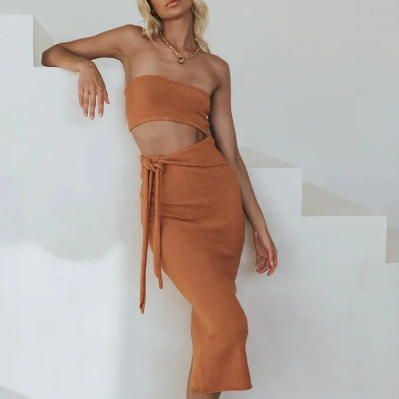 Women Strapless Hollow Out Knitting Dresses Sleeveless Split Backless Lace Up Vestido Sexy Solid Streetwear Night Party Robe
Women Strapless Hollow Out Knitting Dresses Sleeveless Split Backless Lace Up Vestido Sexy Solid Streetwear Night Party Robe