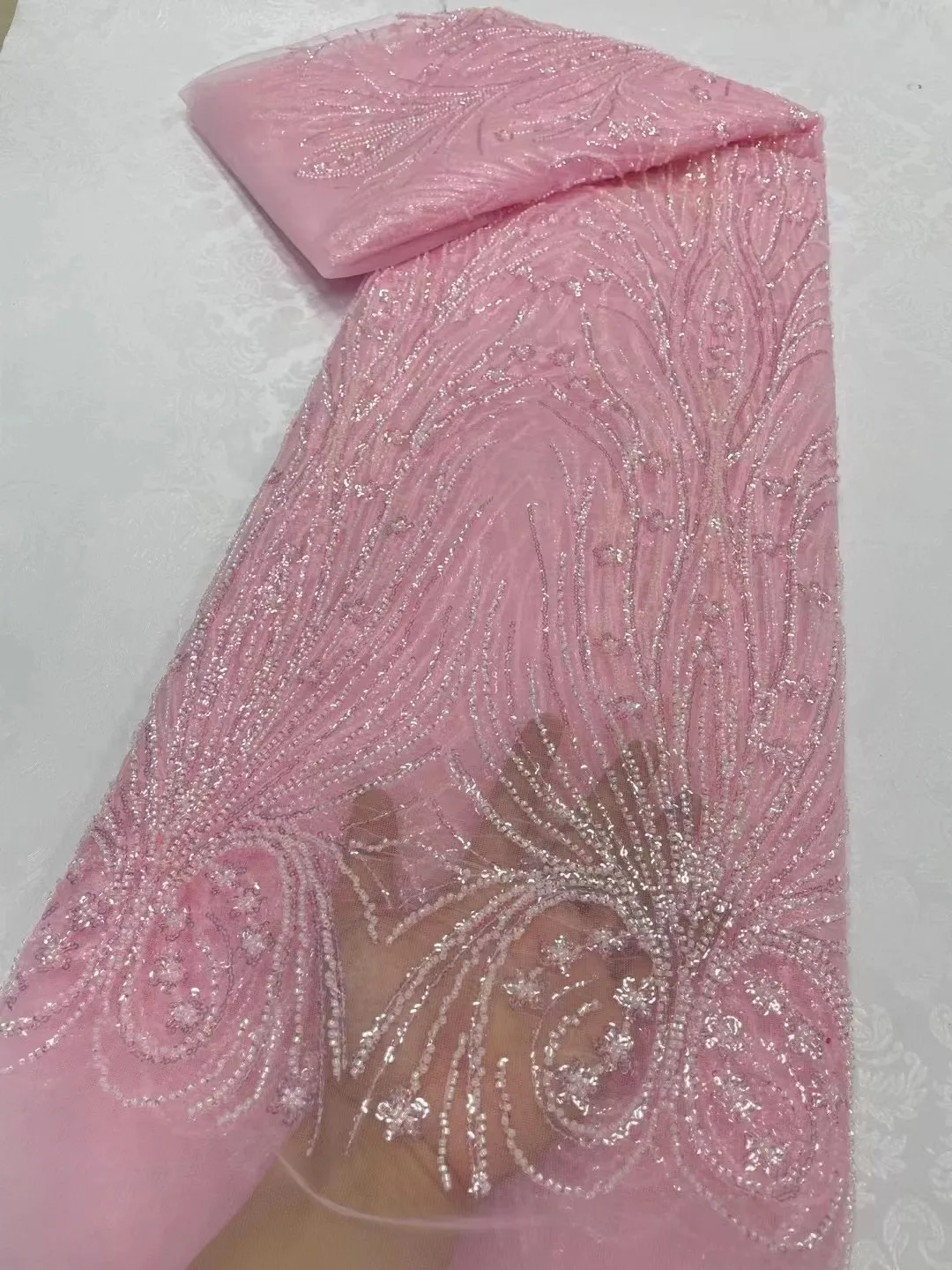 Luxurious Nigerian Handmade Beads Lace Fabric 2023 High Quality Sequins Beaded Embroidery African Lace Fabric For Sewing
Luxurious Nigerian Handmade Beads Lace Fabric 2023 High Quality Sequins Beaded Embroidery African Lace Fabric For Sewing
