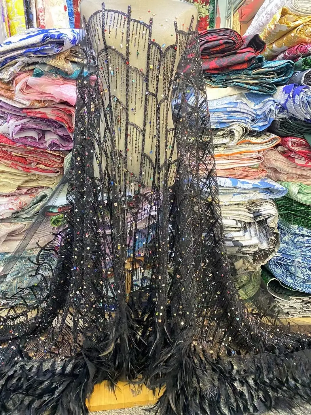 High quality Sequins feathers Tulle ZH-1302404 African Lace Fabric with Beads Embroidery for Women Wedding Mesh Nigerian
High quality Sequins feathers Tulle ZH-1302404 African Lace Fabric with Beads Embroidery for Women Wedding Mesh Nigerian