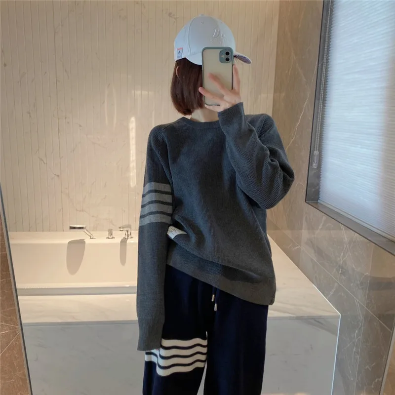Spring new tb waffle knitted sweater long-sleeved loose pullover four-bar casual ins slim top
Spring new tb waffle knitted sweater long-sleeved loose pullover four-bar casual ins slim top