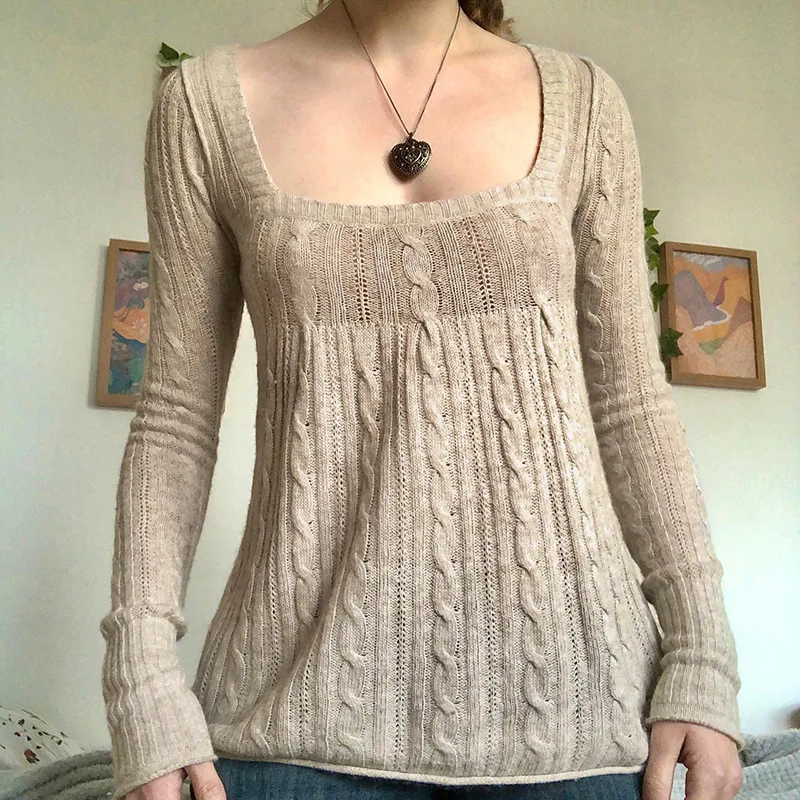 Women's Knitwear Spring 2024 New Vintage Low-cut Square Neck Twist Khaki Wool Woven Top Sweater Women Polyester Slim Fit
Women's Knitwear Spring 2024 New Vintage Low-cut Square Neck Twist Khaki Wool Woven Top Sweater Women Polyester Slim Fit