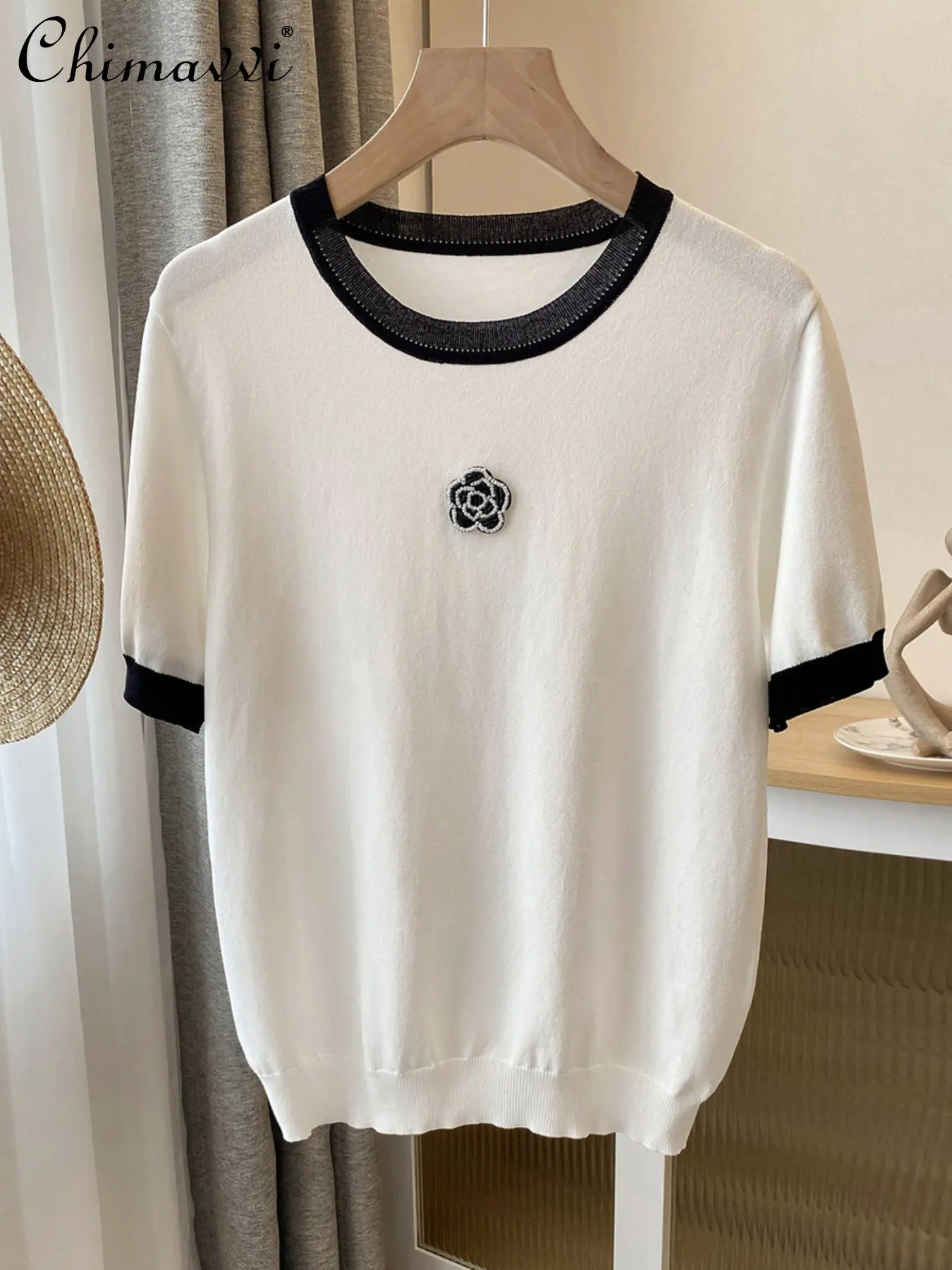 2023 Summer New Light Luxury Printed Ice Silk Short Sleeve Knitted Top Classic Fashion Round Neck Pullover T-shirt Women Tee Top
2023 Summer New Light Luxury Printed Ice Silk Short Sleeve Knitted Top Classic Fashion Round Neck Pullover T-shirt Women Tee Top