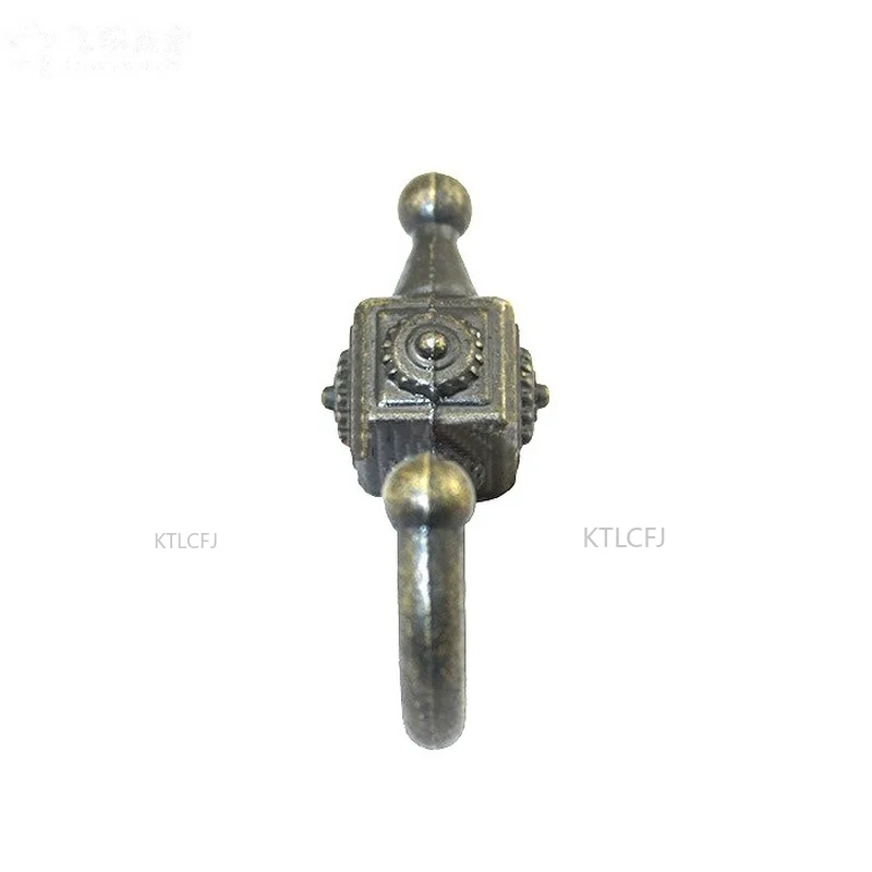 1 шт. толстый крючок для одежды из цинкового сплава, крючок для одежды в форме одного крючка, ретро крючок для росписи в шкафу, 84*48 мм, Европейский крючок
1 шт. толстый крючок для одежды из цинкового сплава, крючок для одежды в форме одного крючка, ретро крючок для росписи в шкафу, 84*48 мм, Европейский крючок