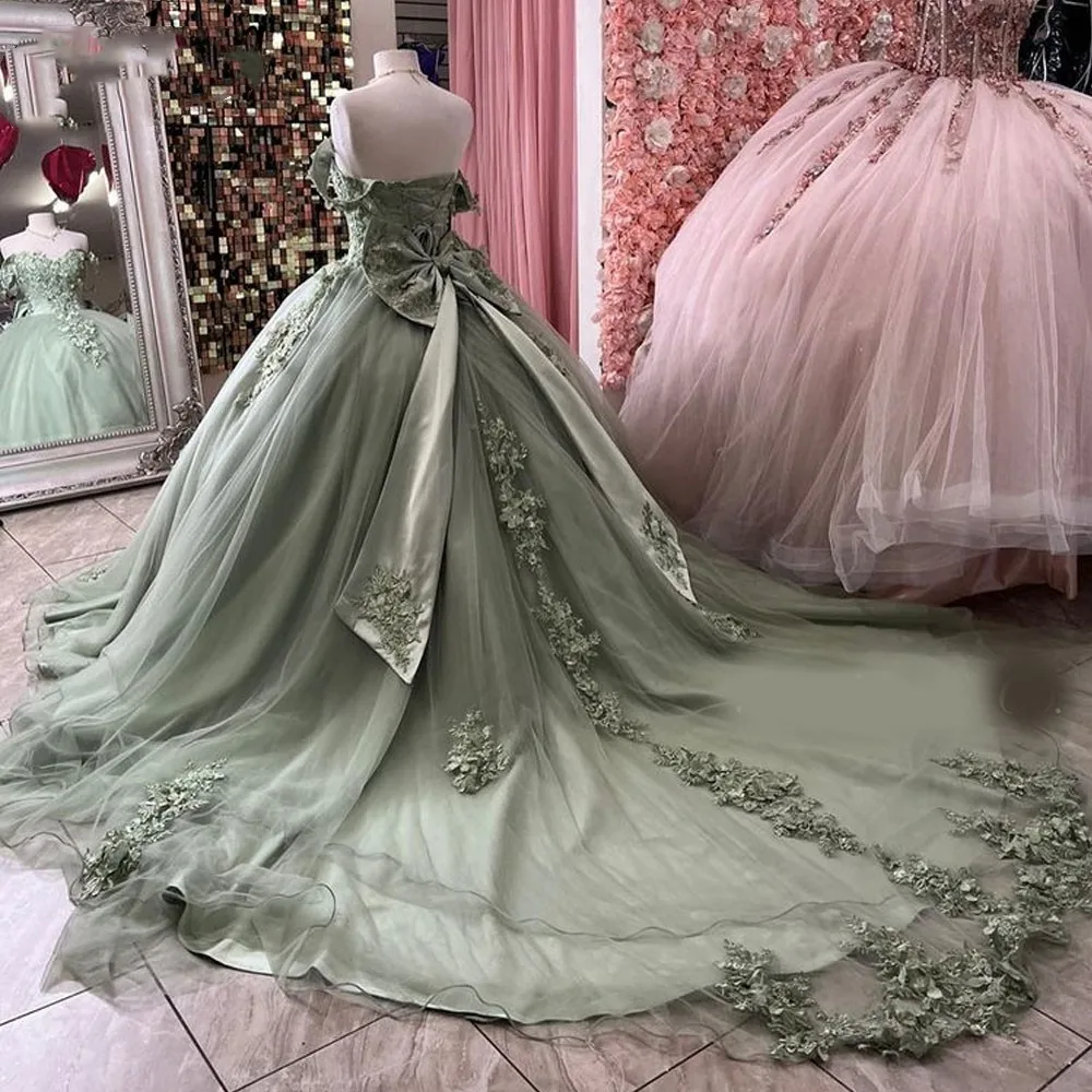 ANGELSBRIDEP Sage Green Quinceanera Dresses Mexican Ball Gown Off The Shoulder Tulle Appliques Lace Sweet 16 Dresses 15 Anos NEW
ANGELSBRIDEP Sage Green Quinceanera Dresses Mexican Ball Gown Off The Shoulder Tulle Appliques Lace Sweet 16 Dresses 15 Anos NEW