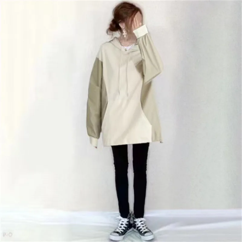 2023 Autumn New Korean Women's Beige White Casual Pullover With Rubber Band Drawstring Contrast Panel Hooded Loose Sweater
2023 Autumn New Korean Women's Beige White Casual Pullover With Rubber Band Drawstring Contrast Panel Hooded Loose Sweater