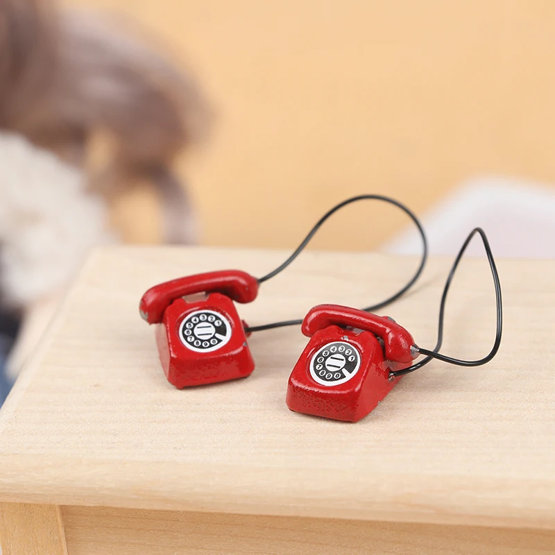 1: 12 Dollhouse Mini Ornaments Simulated Fixed Telephone And Retro Telephones Vintage Telephone Dolls Houses Furniture Decor
1: 12 Dollhouse Mini Ornaments Simulated Fixed Telephone And Retro Telephones Vintage Telephone Dolls Houses Furniture Decor