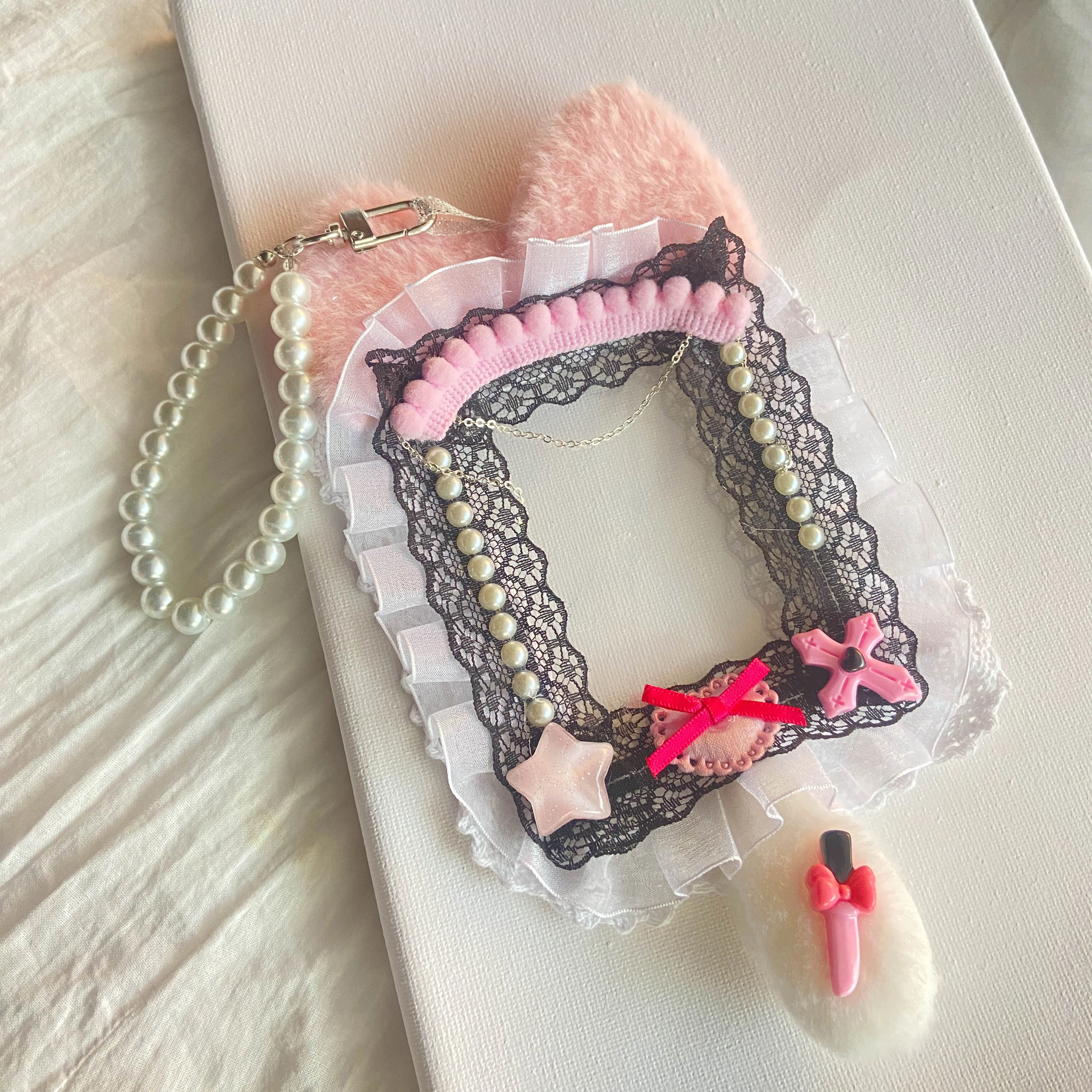 

kpop Photocard Holder Pastel Goth Lace Photo card Holder Keychain Black Pink Cute Cards Sleeves Protectors Handmade Holder