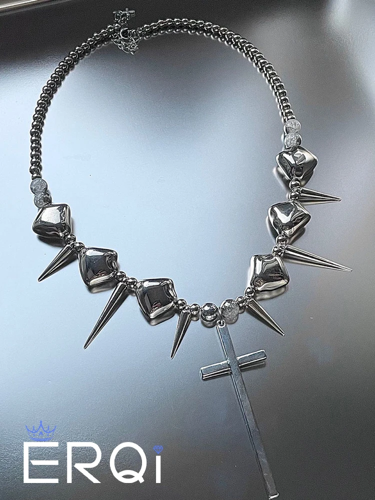 2024 New Spiky Cross Necklace New Gothic Style Men's And Women's Jewelry Party Gift
2024 New Spiky Cross Necklace New Gothic Style Men's And Women's Jewelry Party Gift