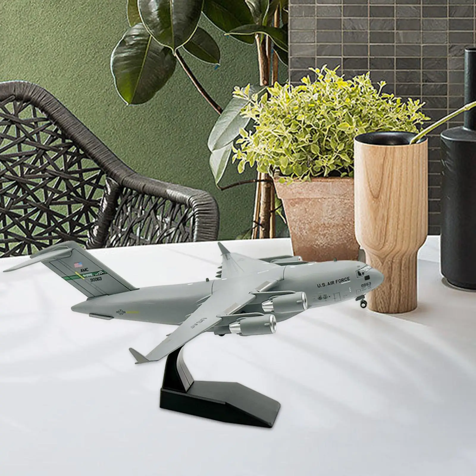 1:200 Transport Plane Model Collection Kids Adults Toy Souvenir Gift with Display Base for Shelf Bedroom Office Living Room Cafe
1:200 Transport Plane Model Collection Kids Adults Toy Souvenir Gift with Display Base for Shelf Bedroom Office Living Room Cafe