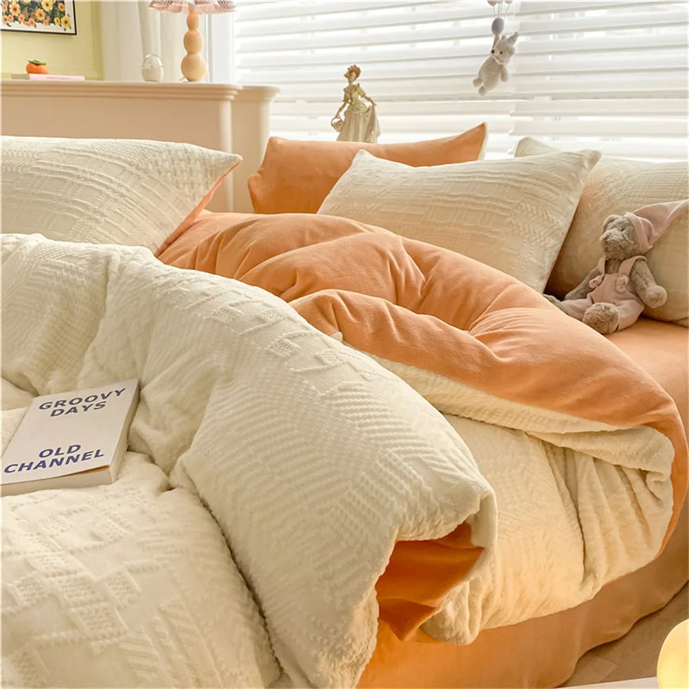 Bed Sheet Set A Class Milk Velvet Four-piece Set of Carved Plus Velvet Quilt Cover Sheet Pillowcase Bedding Home Textiles
Bed Sheet Set A Class Milk Velvet Four-piece Set of Carved Plus Velvet Quilt Cover Sheet Pillowcase Bedding Home Textiles