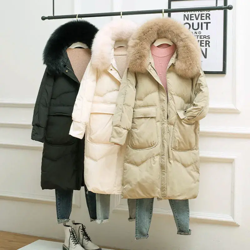 2022 Winter White Duck Down Jacket Women Big Pocket Coat Really Natural Fox Fur Collar Hooded Warm Outerwear Streetwear Parkas
2022 Winter White Duck Down Jacket Women Big Pocket Coat Really Natural Fox Fur Collar Hooded Warm Outerwear Streetwear Parkas