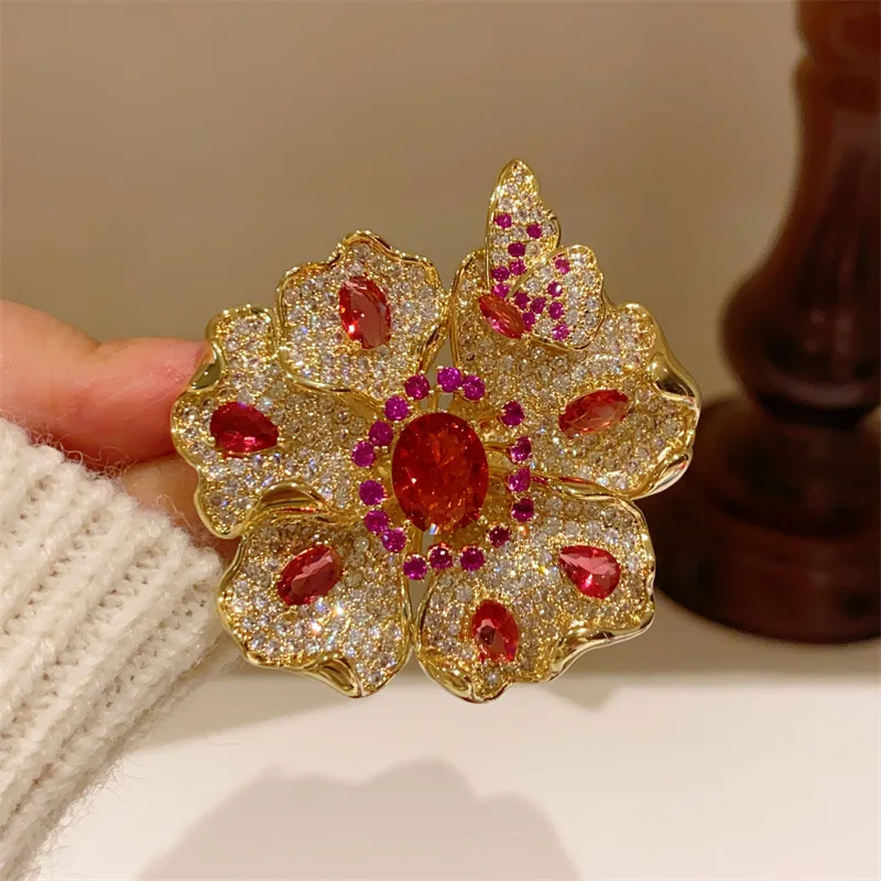 

New Court Style Three-dimensional Flower Brooch Corsage Lady Color Treasure Light Luxury Inlaid Zircon Suit Pin Buckle