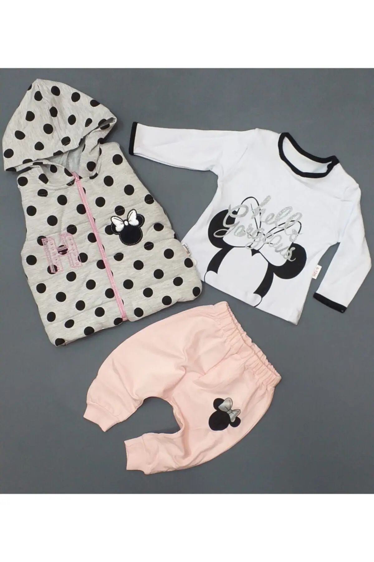 Baby Girl Gray-Pink 3 Piece Polka Dotted Miki Patterned Vest Suit, Hooded Baby 100% Cotton Product Cotton Product Cotton Hooded
Baby Girl Gray-Pink 3 Piece Polka Dotted Miki Patterned Vest Suit, Hooded Baby 100% Cotton Product Cotton Product Cotton Hooded