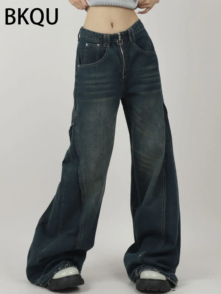 BKQU 2023 Korean Low Waist Wide Leg Jeans Women Chic Zipper Design Washed Loose Denim Trousers Y2K American Streetwear Oversized
BKQU 2023 Korean Low Waist Wide Leg Jeans Women Chic Zipper Design Washed Loose Denim Trousers Y2K American Streetwear Oversized