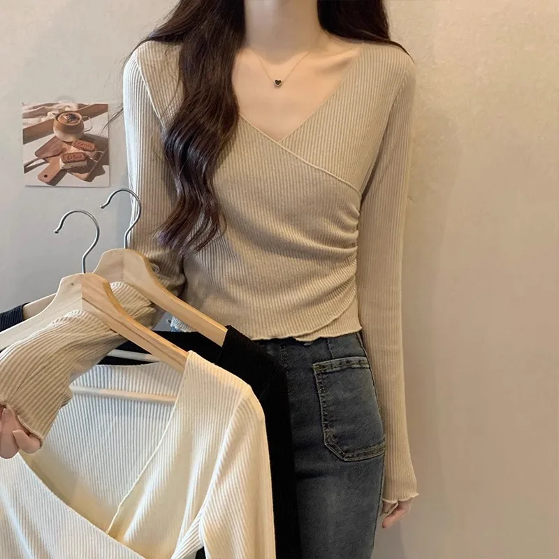 New Fashion 2024 Women Tops Pure Color Wrinkle Winter Autumn T- Shirt Female Clothing Sexy Crop Top Clothes Casual Blouse Y2k
New Fashion 2024 Women Tops Pure Color Wrinkle Winter Autumn T- Shirt Female Clothing Sexy Crop Top Clothes Casual Blouse Y2k