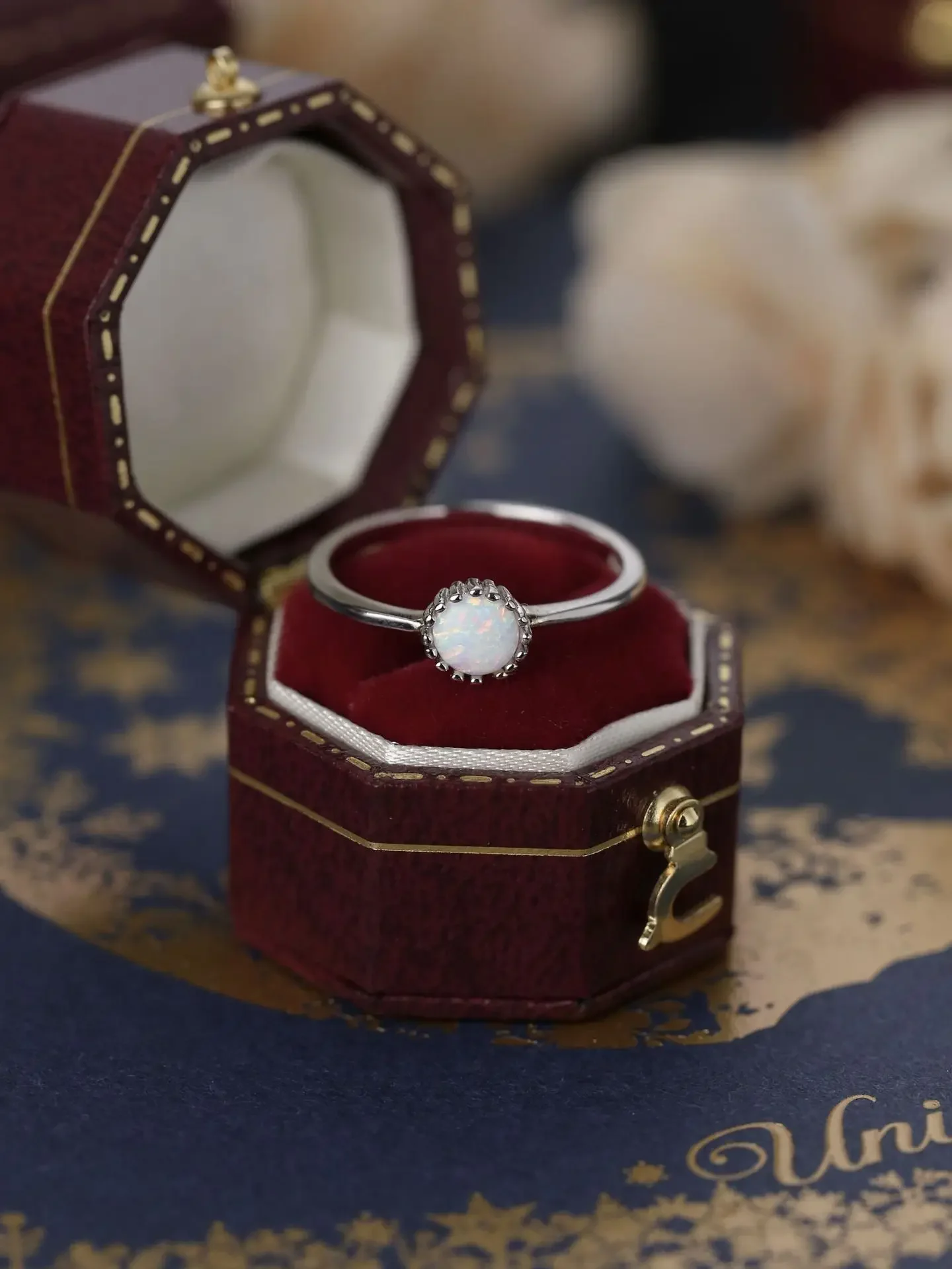 Minimalist Sterling 925 Silver Women's Ring with White Opal,Simple Classic Design with Classy Style as Wedding or Proposal Ring
Minimalist Sterling 925 Silver Women's Ring with White Opal,Simple Classic Design with Classy Style as Wedding or Proposal Ring