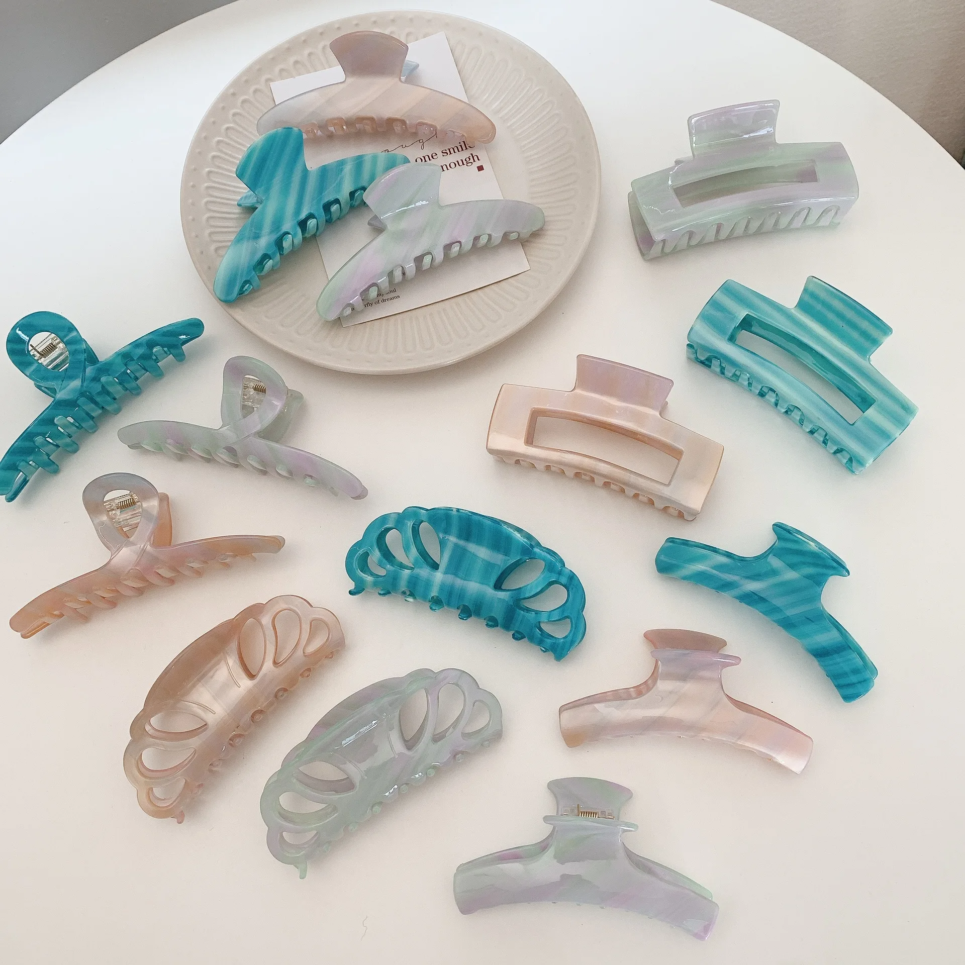 Korean Fashon Geometric Large Marbling Strip Acetic Acid Hair Clip High Quality Multicolor Shark Clip For Woman Girls
Korean Fashon Geometric Large Marbling Strip Acetic Acid Hair Clip High Quality Multicolor Shark Clip For Woman Girls