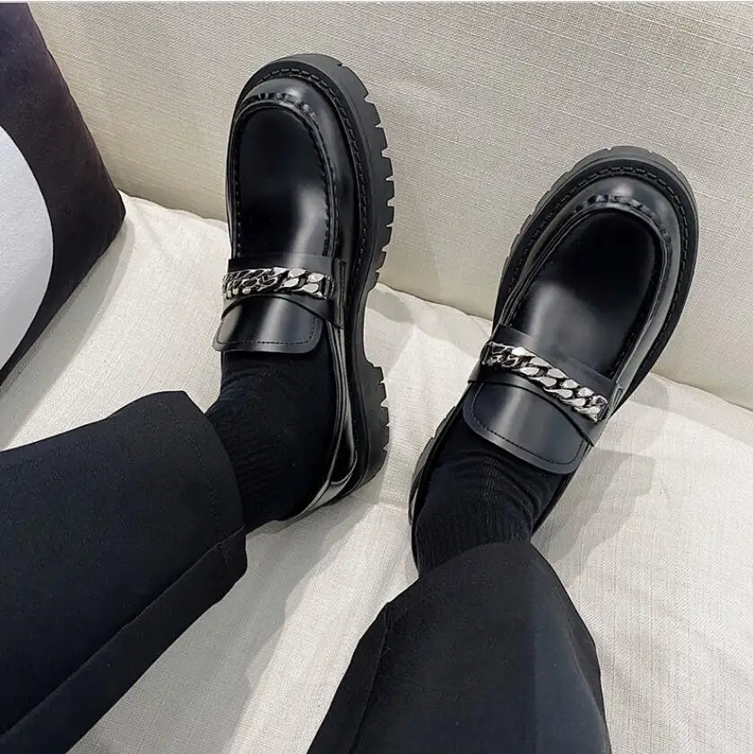 Spring Korean Style British Mens Casual Shoes Thick heel Slip on Driving Loafers Chains Loafers
Spring Korean Style British Mens Casual Shoes Thick heel Slip on Driving Loafers Chains Loafers