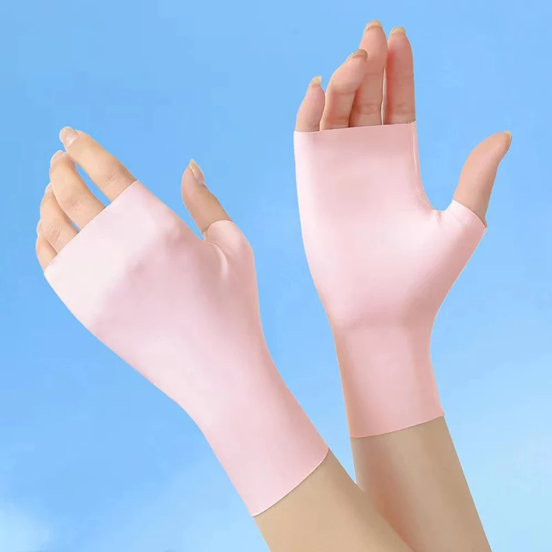 Summer Ice Silk Sunscreen Fingerless Gloves Unisex Driving Cycling Mittens Solid Anti-UV Gloves Outdoor Sports Stretchy Gloves
Summer Ice Silk Sunscreen Fingerless Gloves Unisex Driving Cycling Mittens Solid Anti-UV Gloves Outdoor Sports Stretchy Gloves