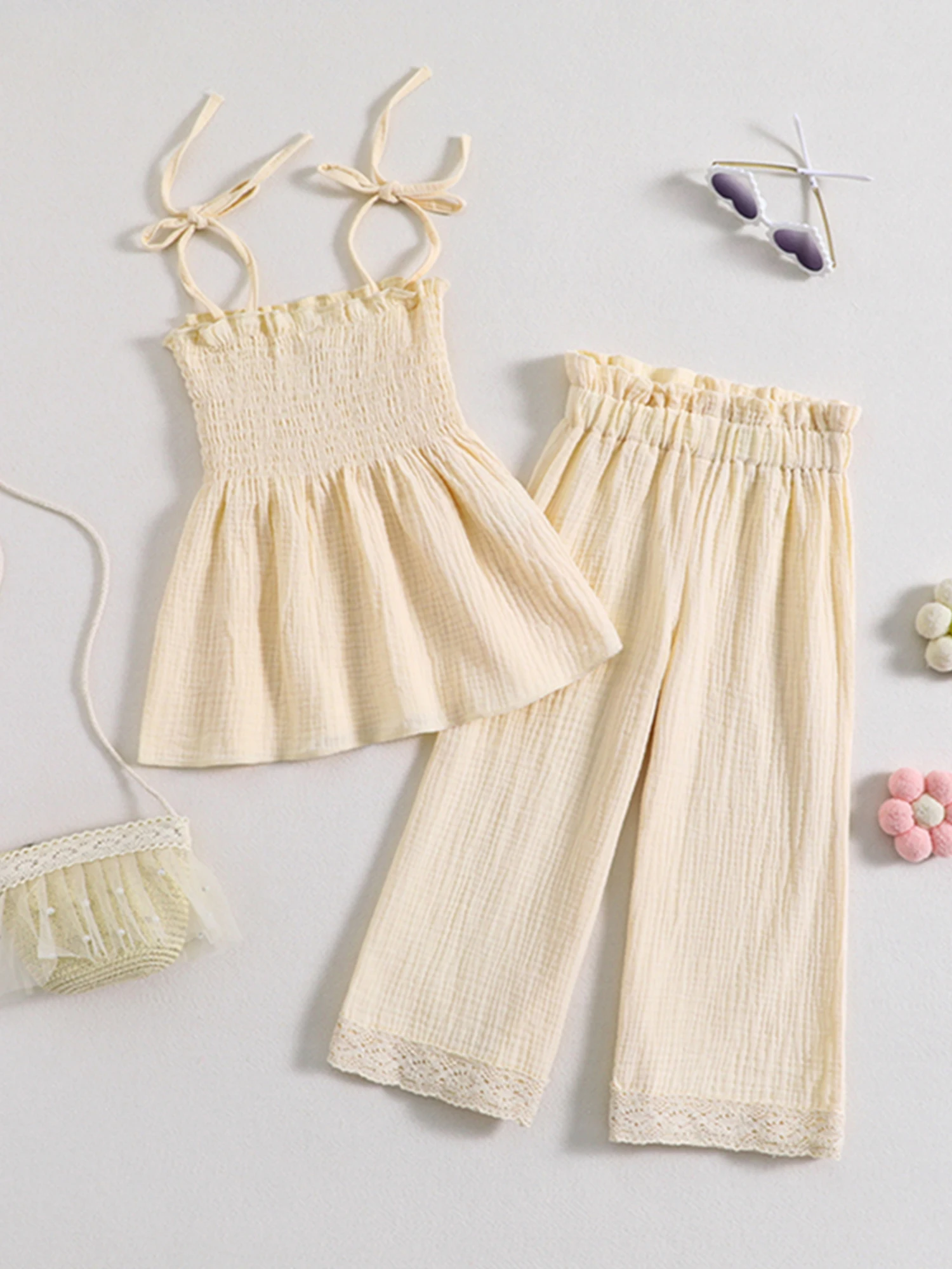 2PCS Toddler Kids Girls Floral Print Sleeveless Ruffle Top Wide Leg Pants Set in Soft Cotton Linen Blend
2PCS Toddler Kids Girls Floral Print Sleeveless Ruffle Top Wide Leg Pants Set in Soft Cotton Linen Blend