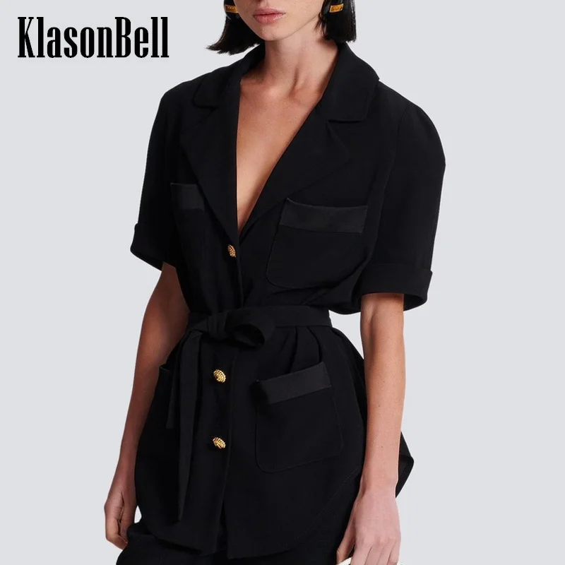 

5,2 темпераментная Элегантная блузка KlasonBell с английским воротником и коротким рукавом, женская дизайнерская рубашка с золотыми пуговицами, четырьмя карманами и поясом