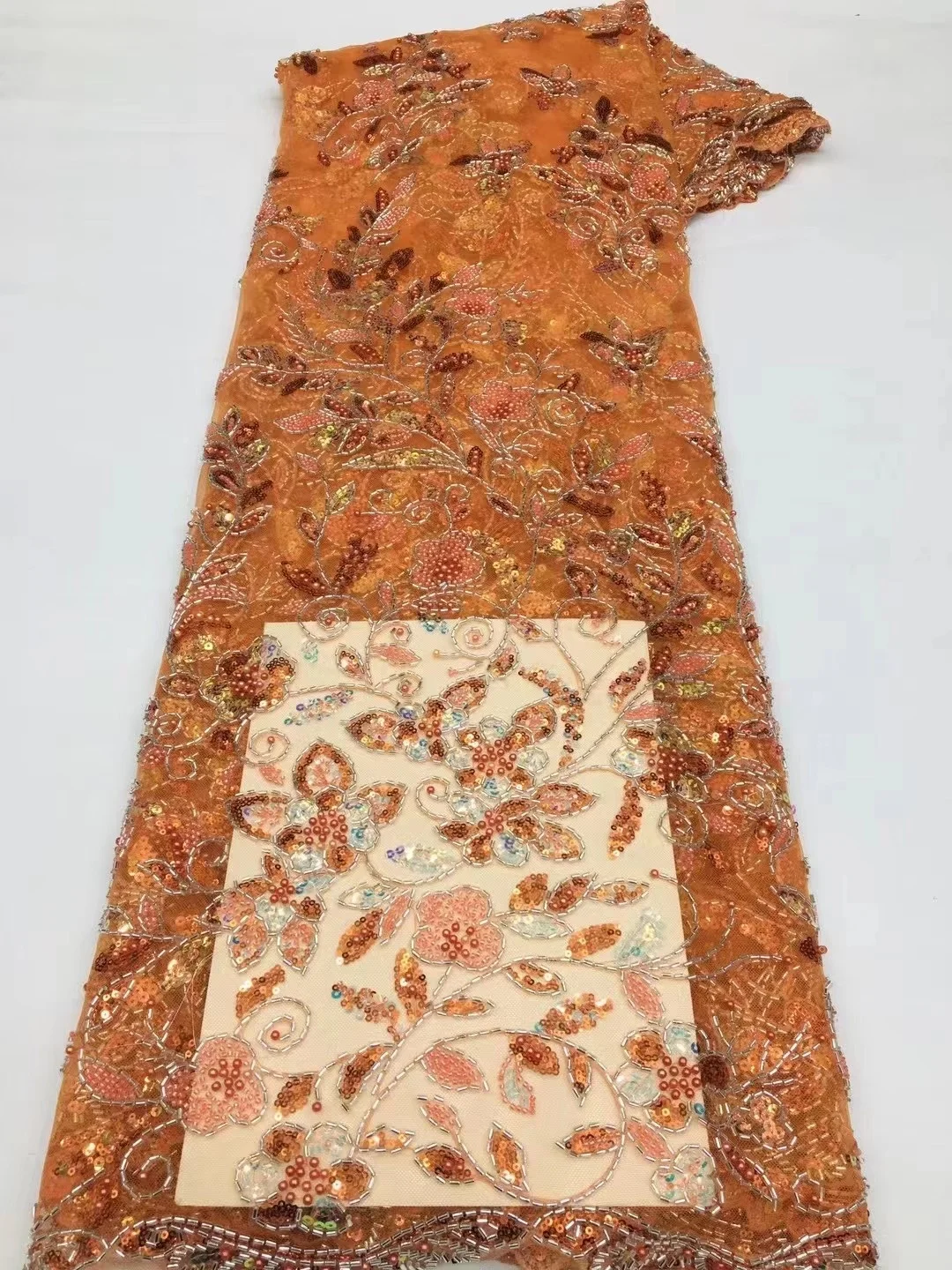 African Heavy Beaded Lace Fabric Rhinestones French Handmade 3D Embroidery Sequins Lace Fabrics For Bridal Wedding Dress
African Heavy Beaded Lace Fabric Rhinestones French Handmade 3D Embroidery Sequins Lace Fabrics For Bridal Wedding Dress