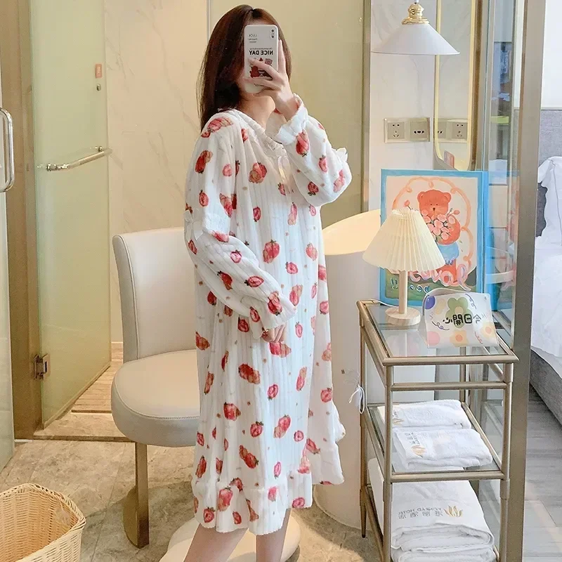 Velvet Flannel Thick 2023 Long Coral Sleepwear Nightgowns Winter Dress 5XL Cute for Sleeve Warm Women Size Nightdress Night Plus
Velvet Flannel Thick 2023 Long Coral Sleepwear Nightgowns Winter Dress 5XL Cute for Sleeve Warm Women Size Nightdress Night Plus