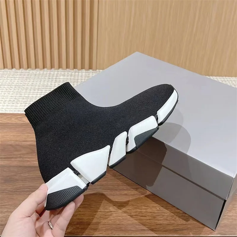 Luxury Brands Socks Shoes Couple Booties High Quality Stretch-Knit Soft Fabric Same for Men and Women Stretch Boots
Luxury Brands Socks Shoes Couple Booties High Quality Stretch-Knit Soft Fabric Same for Men and Women Stretch Boots