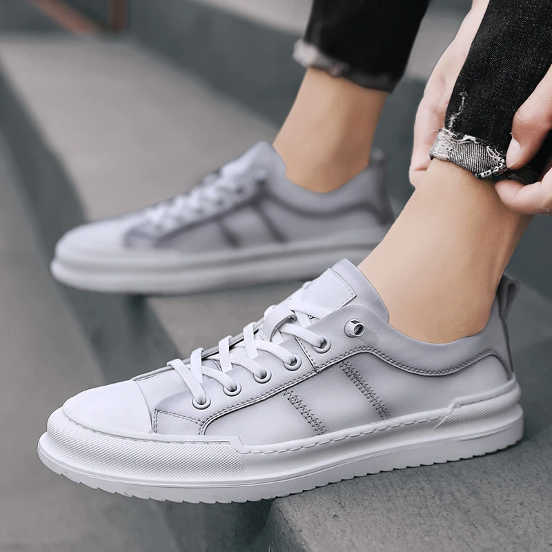 Fashion Men Shoes genuine Leather Spring Autumn Skateboard Lace-Up Sneakers men Comfortable Male Outdoor Casual Shoes men
Fashion Men Shoes genuine Leather Spring Autumn Skateboard Lace-Up Sneakers men Comfortable Male Outdoor Casual Shoes men