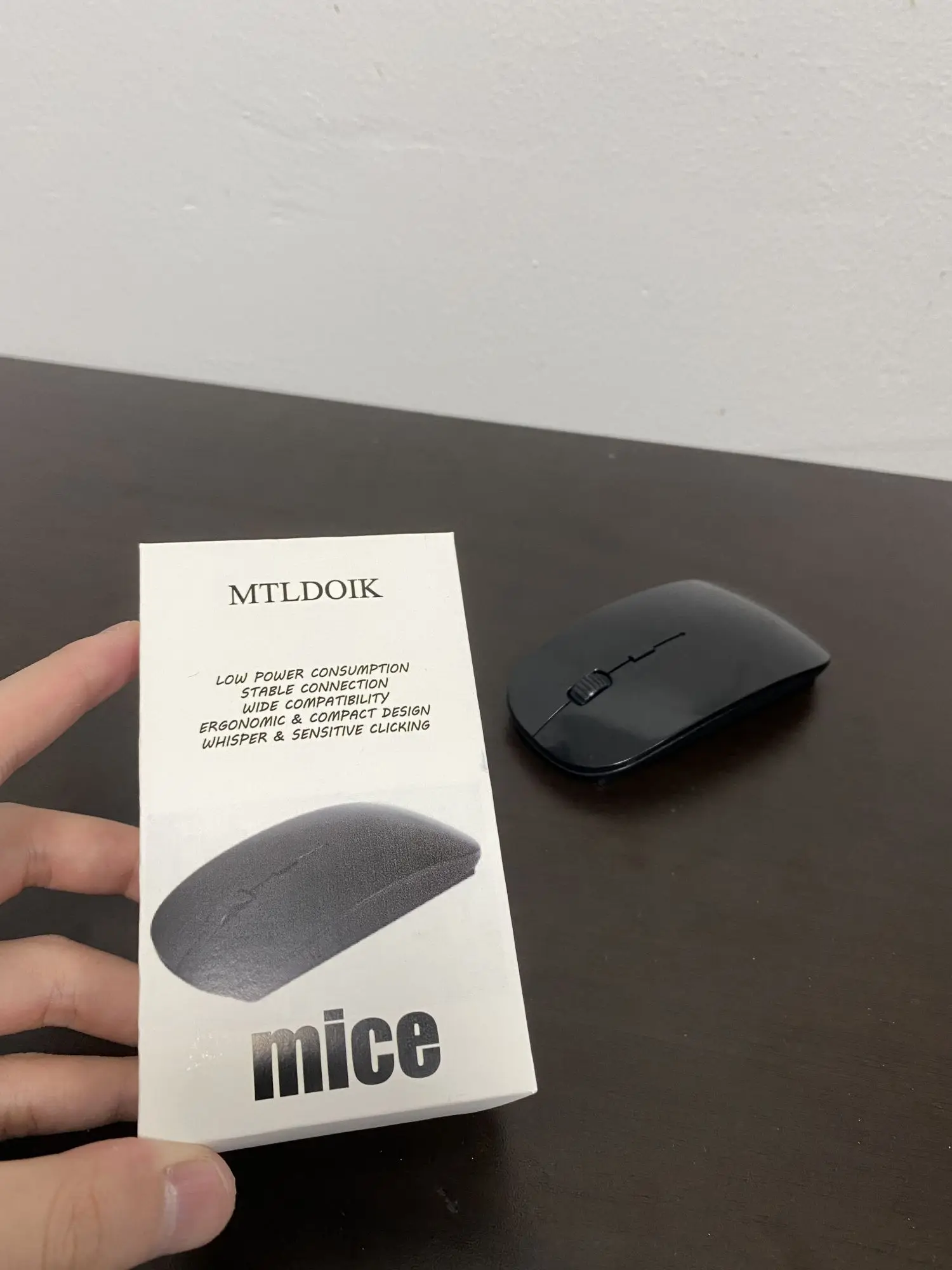 MTLDOIK Wireless Mouse for Laptop Bluetooth Silence Full Size Rechargeable For iPad Mac Tablet Macbook
MTLDOIK Wireless Mouse for Laptop Bluetooth Silence Full Size Rechargeable For iPad Mac Tablet Macbook